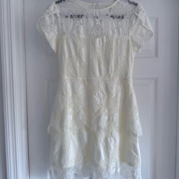 LENA White Lace Dress Size S Cap Sleeve Mini Bridal Rehearsal Cute Feminine - Picture 8 of 13